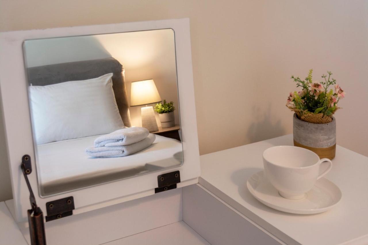 Acropolis View 2Bd Apt Next To Museum & Metro Athene Buitenkant foto